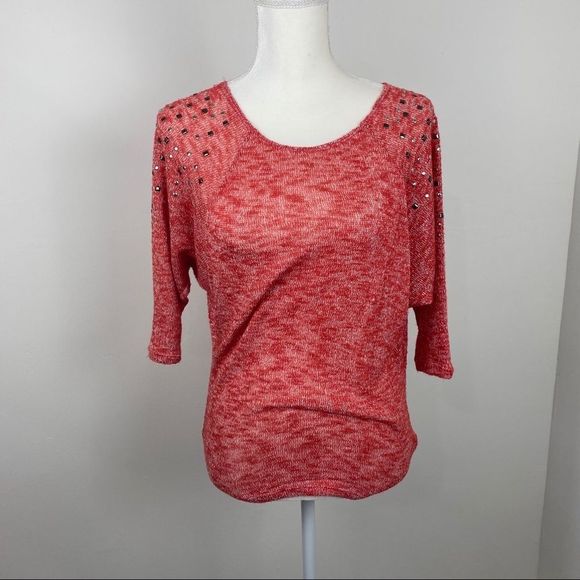 SJS light sweater with 3/4 sleeves. - Picture 1 of 5